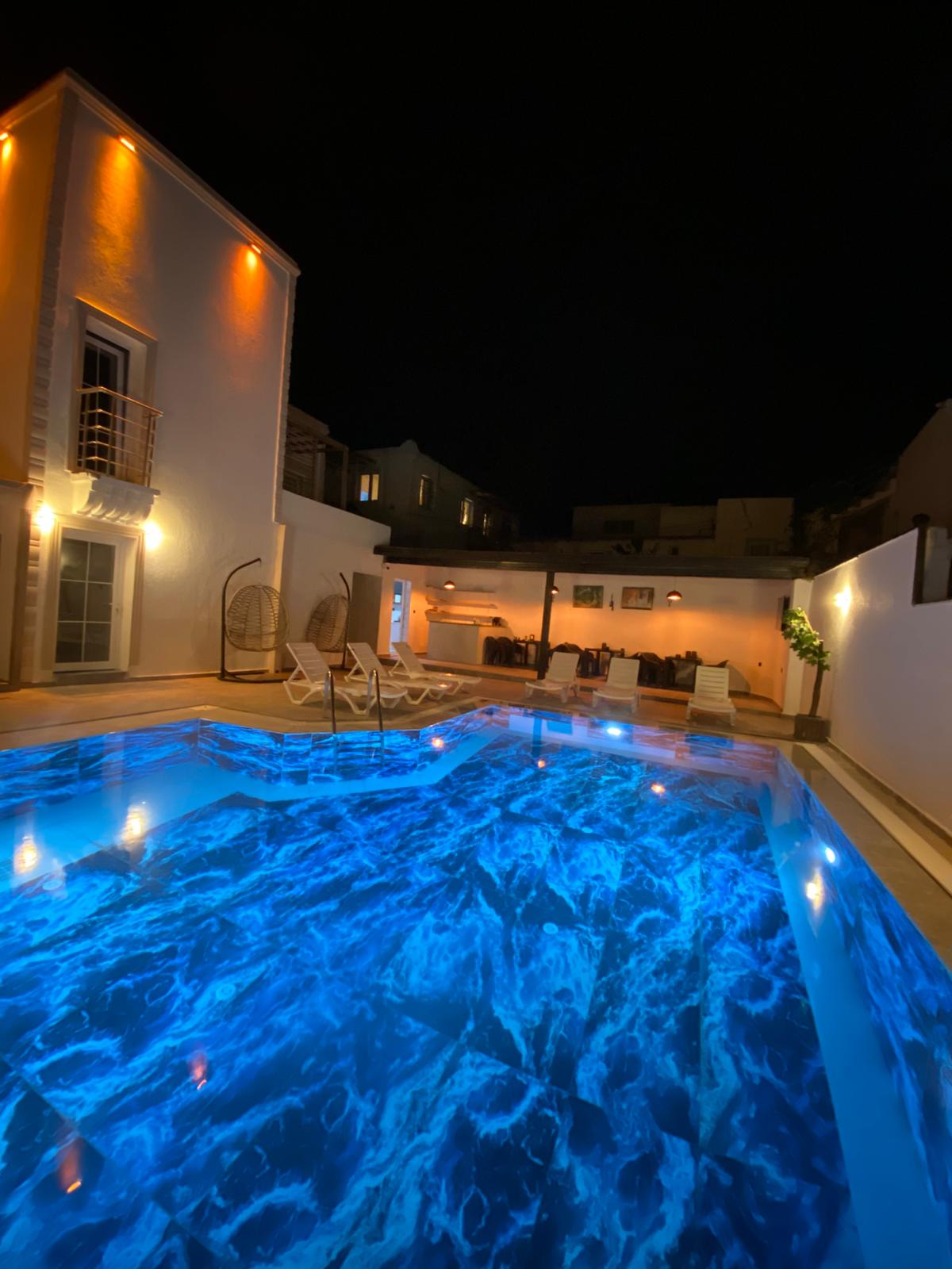 Ydora Pansiyon havuz Bodrum